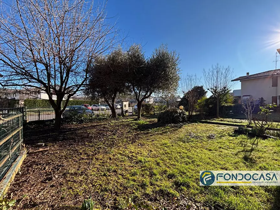 Immagine 38 di Casa semindipendente in vendita  a Castelli Calepio