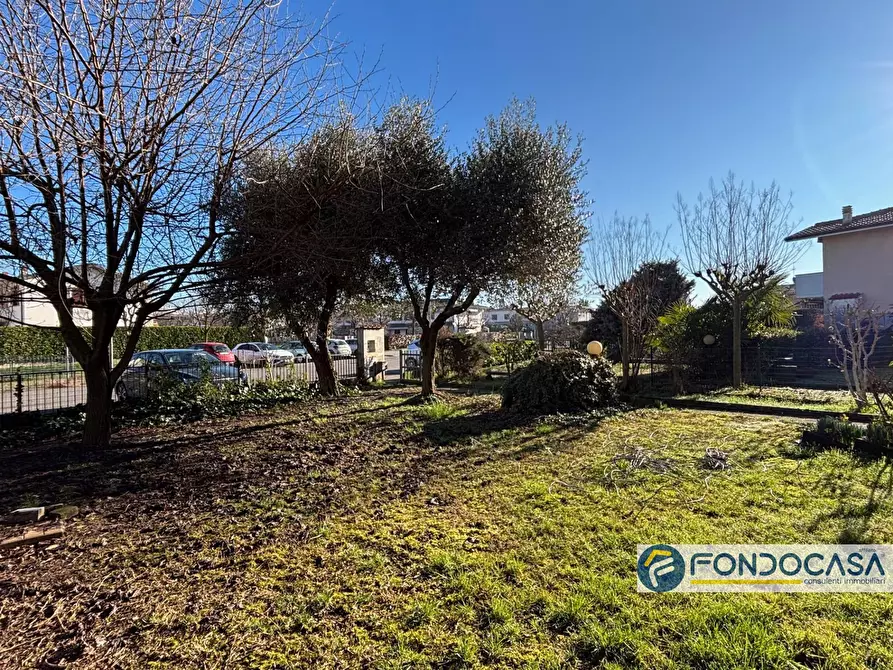 Immagine 39 di Casa semindipendente in vendita  a Castelli Calepio