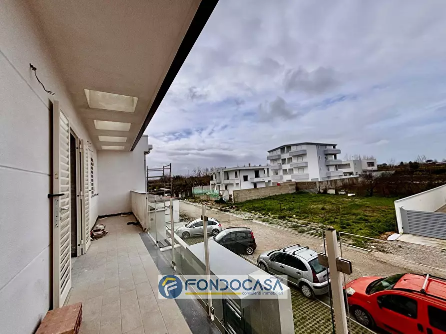 Immagine 30 di Villa in vendita  in via madre Teresa di calcutta S.n.c a Cancello Ed Arnone