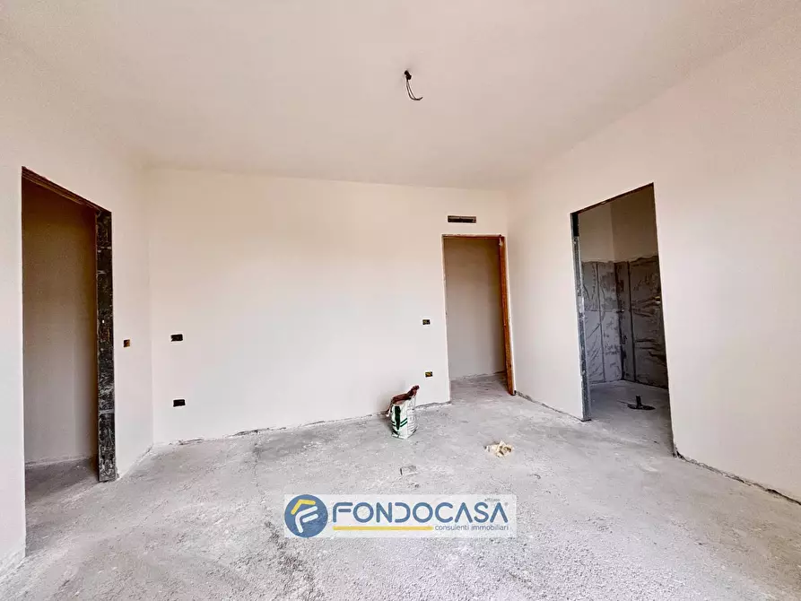 Immagine 33 di Villa in vendita  in via madre Teresa di calcutta S.n.c a Cancello Ed Arnone