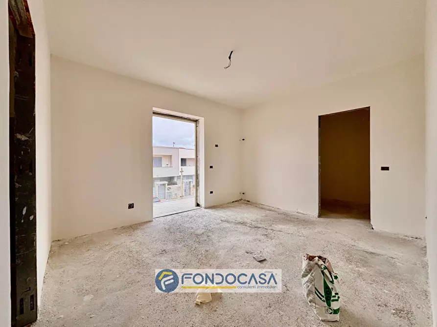 Immagine 35 di Villa in vendita  in via madre Teresa di calcutta S.n.c a Cancello Ed Arnone