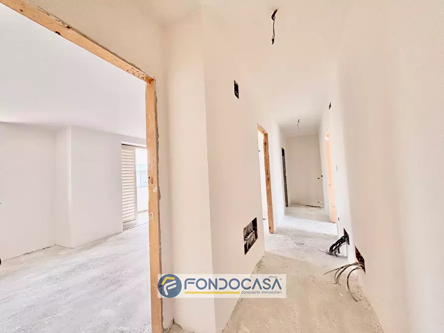 Immagine 41 di Villa in vendita  in via madre Teresa di calcutta S.n.c a Cancello Ed Arnone