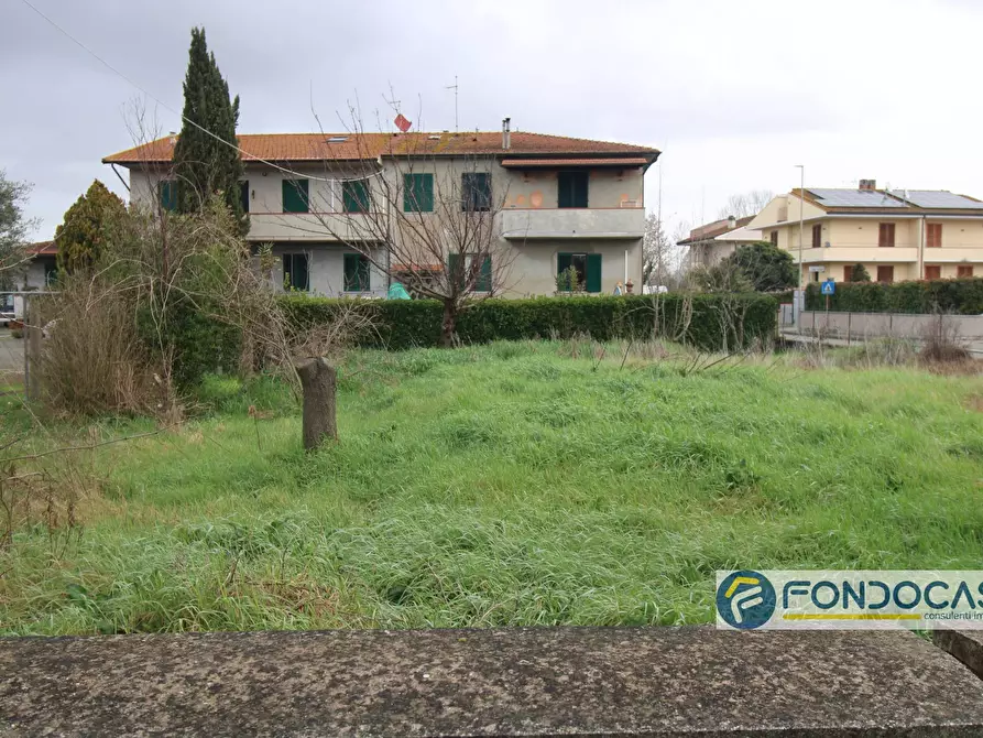 Immagine 4 di Terreno residenziale in vendita  in Via Del Popolo a Pontedera