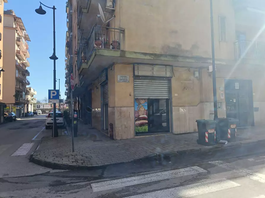 Immagine 3 di Locale commerciale in vendita  in CORSO ITALIA 108 a Angri