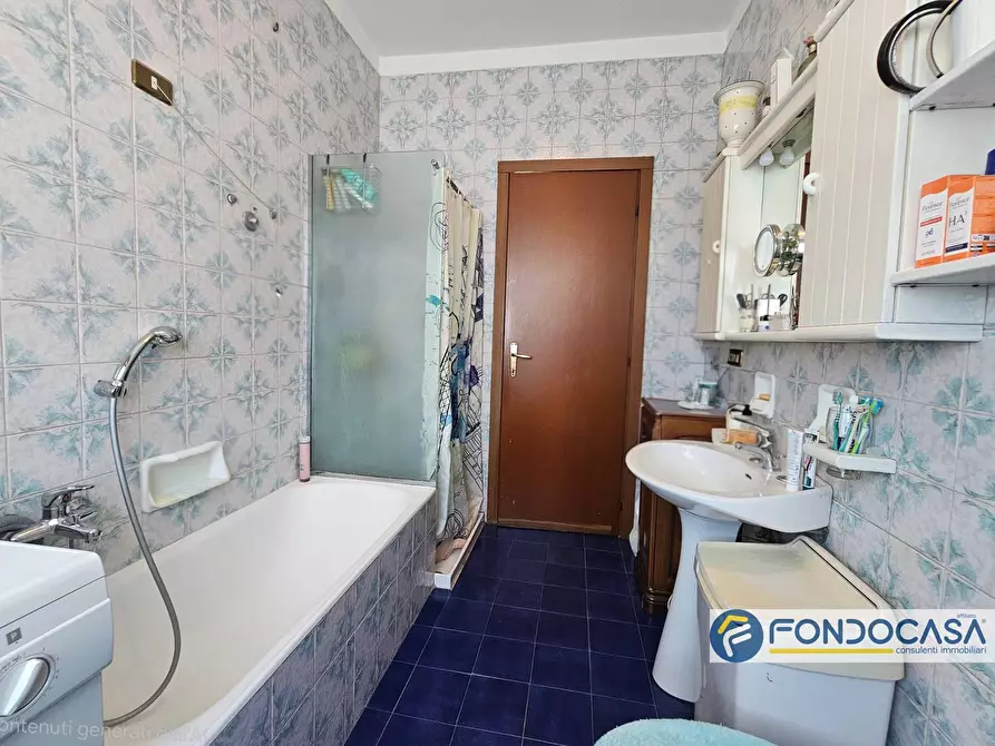 Immagine 7 di Appartamento in vendita  in Via Bellini 24 a Castelli Calepio