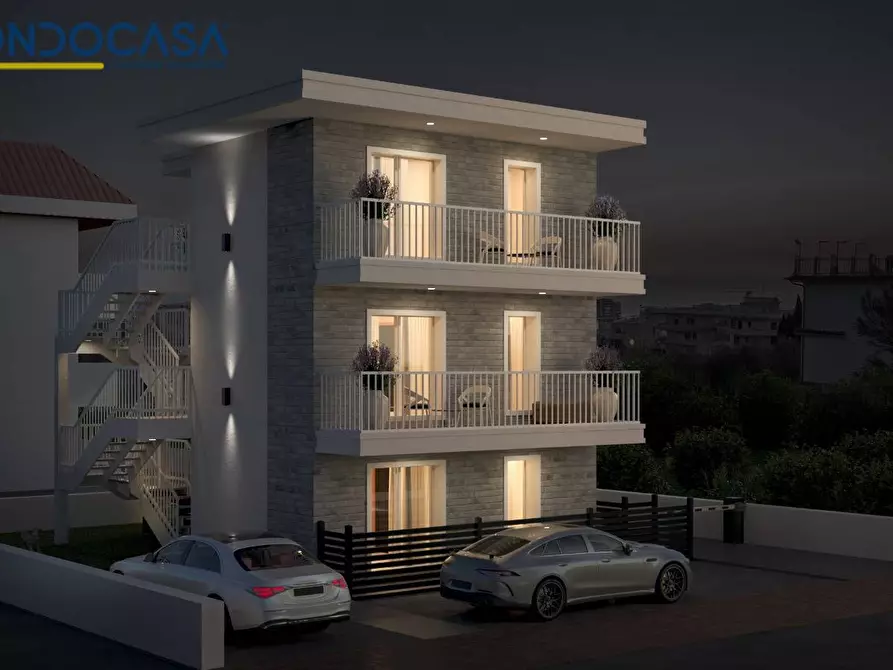 Immagine 8 di Appartamento in vendita  in Via Cilea a Grottammare