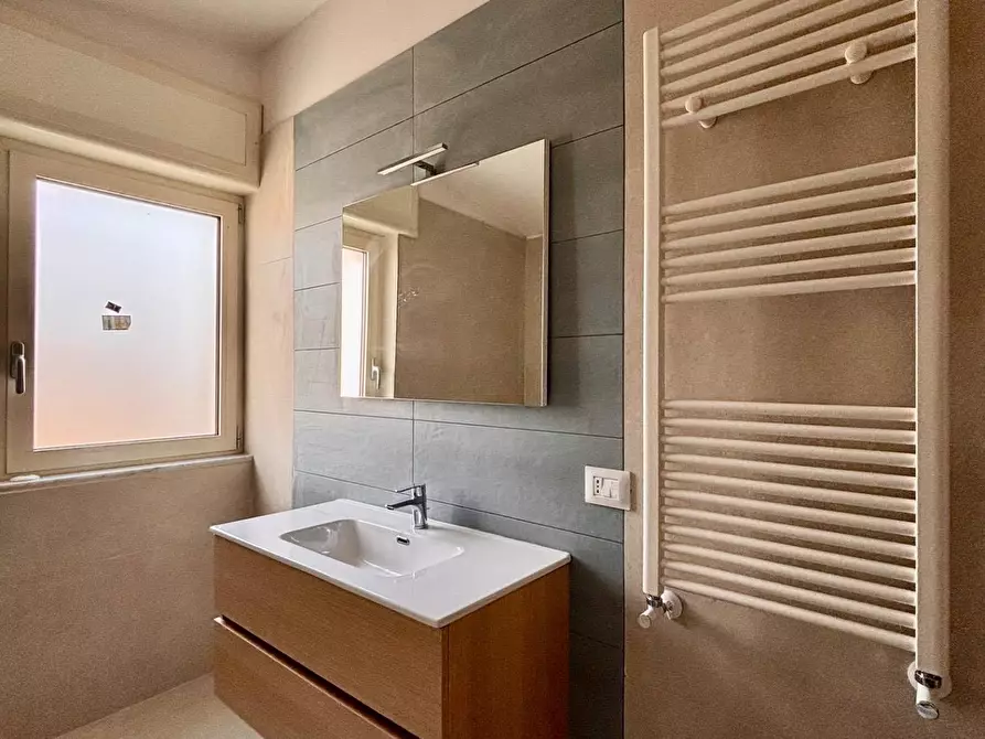 Immagine 5 di Appartamento in vendita  in Corso Michelangelo 74 a Sant'antimo