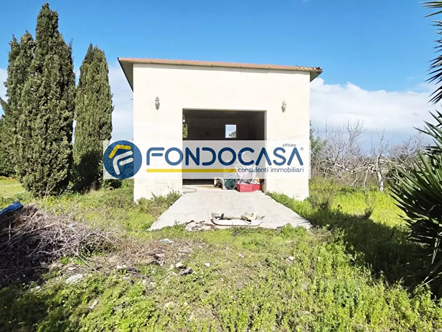 Immagine 16 di Villa in vendita  in strada per caputi 66 a Brindisi