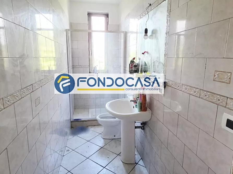 Immagine 25 di Villa in vendita  in strada per caputi 66 a Brindisi