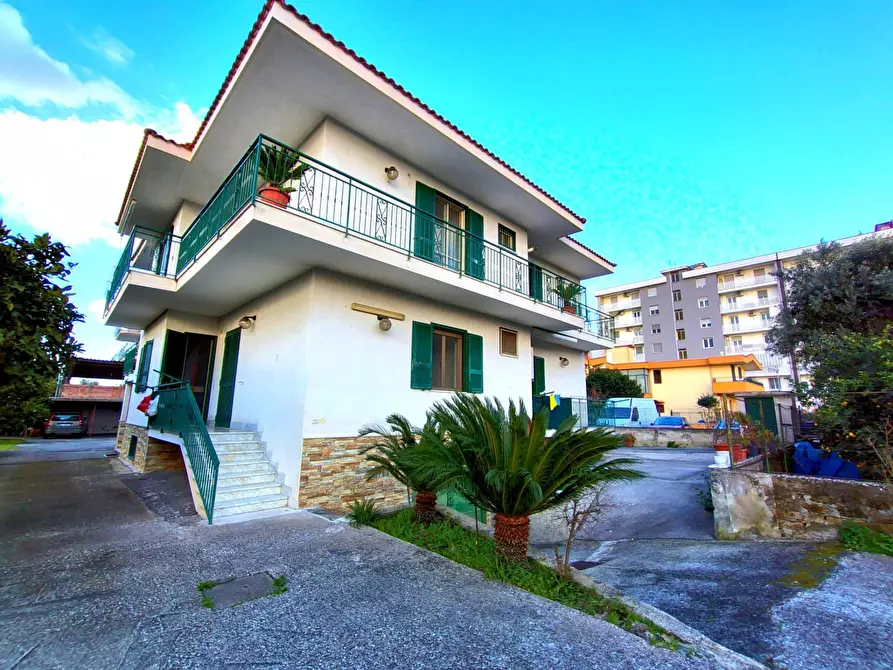 Immagine 7 di Appartamento in vendita  a Camposano