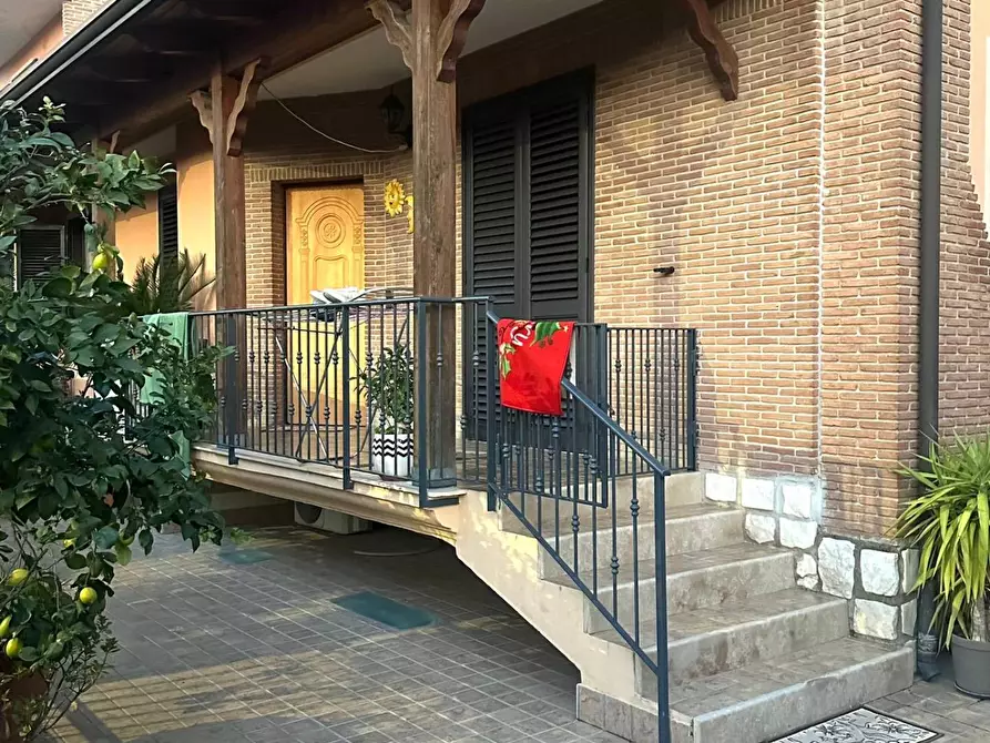 Immagine 4 di Villa in vendita  in via alessandro lampitelli a Orta Di Atella