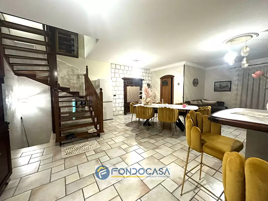 Immagine 10 di Villa in vendita  in via alessandro lampitelli a Orta Di Atella