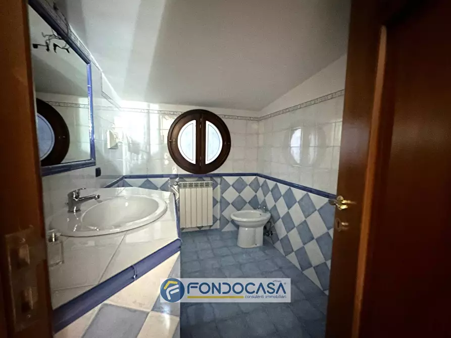 Immagine 23 di Villa in vendita  in via alessandro lampitelli a Orta Di Atella