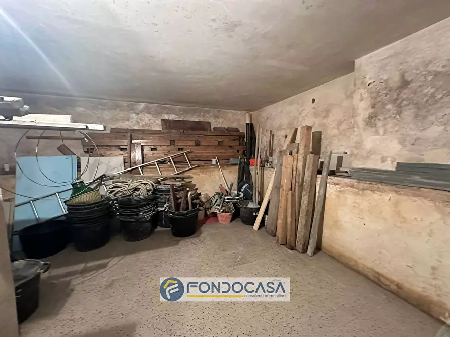 Immagine 34 di Villa in vendita  in via alessandro lampitelli a Orta Di Atella