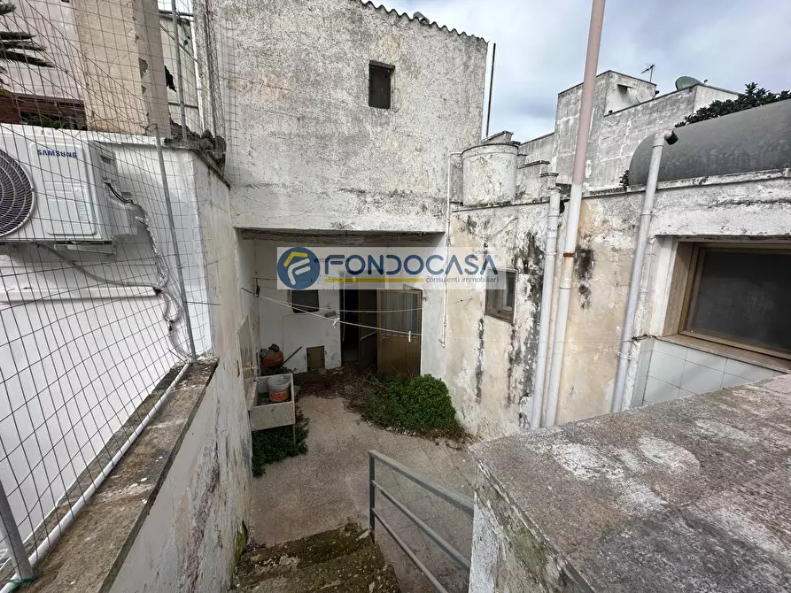 Immagine 18 di Casa indipendente in vendita  in Via Vincenzo bellini 7 a Acquarica Del Capo