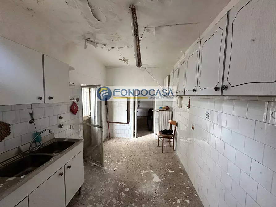 Immagine 12 di Casa indipendente in vendita  in Via Vincenzo bellini 7 a Acquarica Del Capo