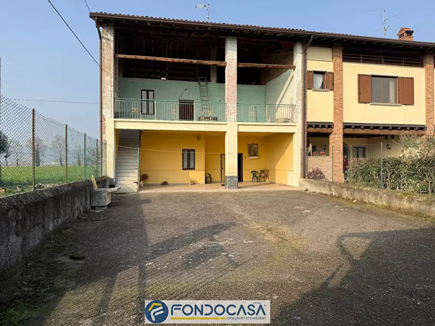 Immagine 2 di Appartamento in vendita  a Adro