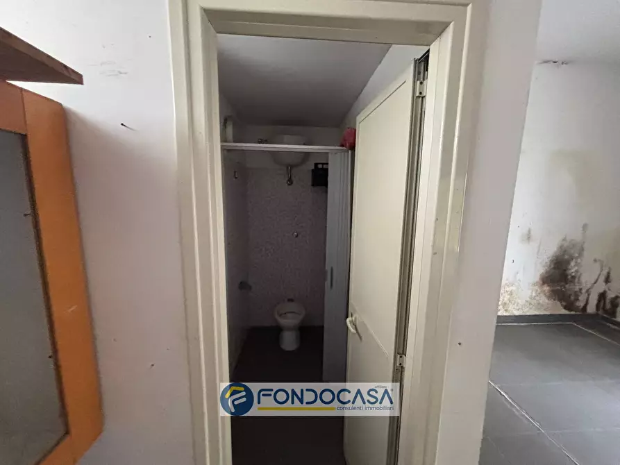 Immagine 8 di Attività commerciale in affitto  in corso Michelangelo 196 a Sant'antimo