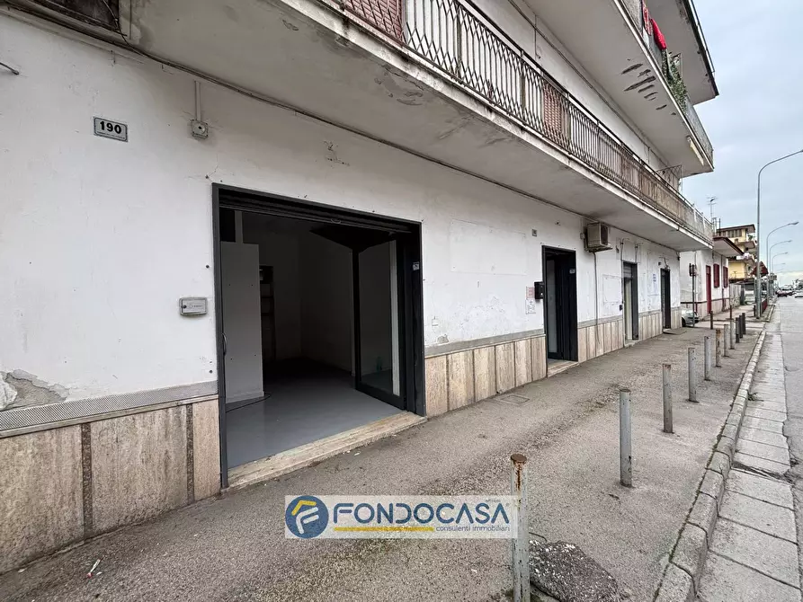 Immagine 1 di Attività commerciale in affitto  in corso michelangelo sant'antimo 192 a Sant'antimo