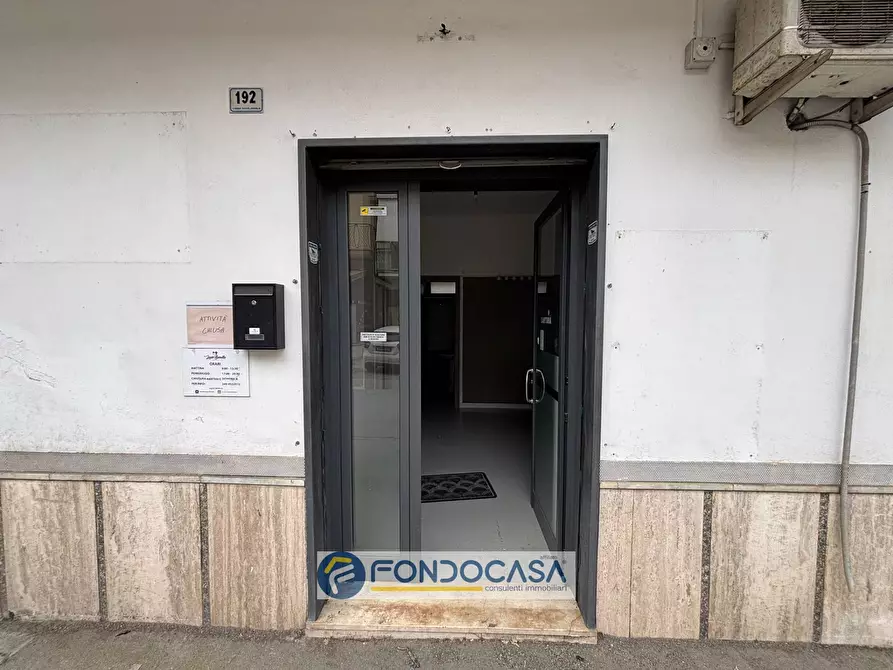 Immagine 3 di Attività commerciale in affitto  in corso michelangelo sant'antimo 192 a Sant'antimo