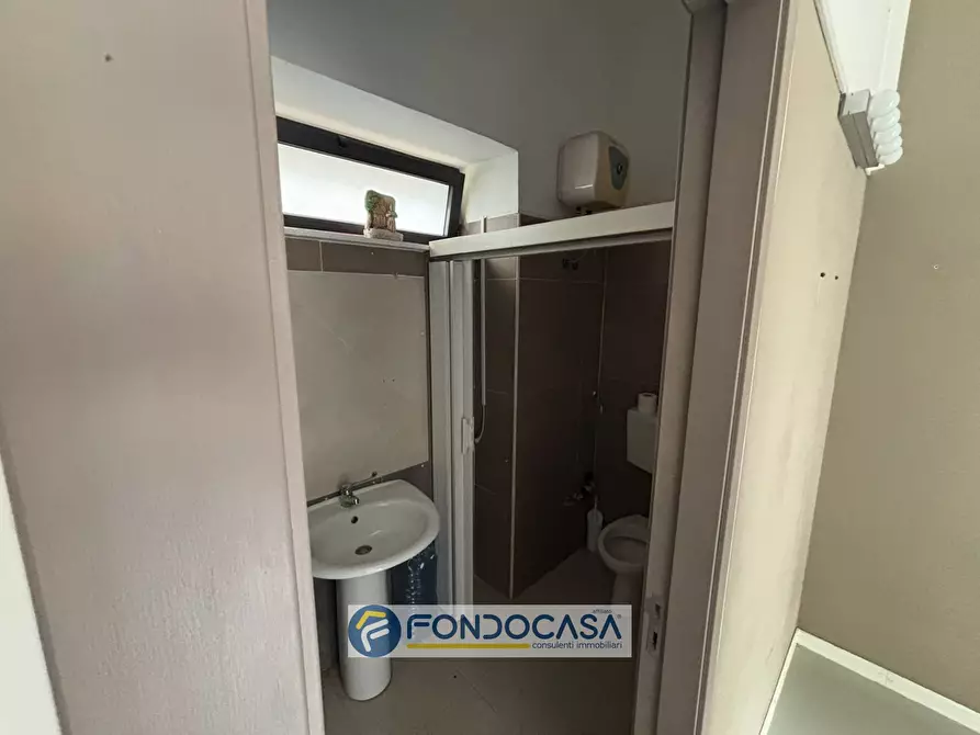 Immagine 10 di Attività commerciale in affitto  in corso michelangelo sant'antimo 192 a Sant'antimo