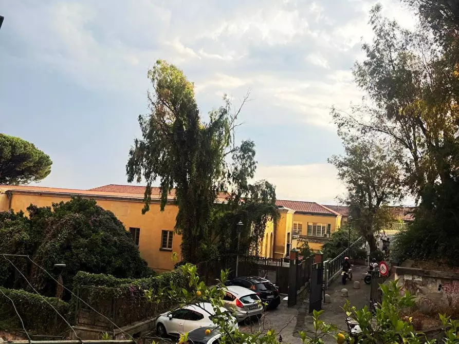 Immagine 2 di Appartamento in vendita  in Via Valerio Laspro 38 a Salerno