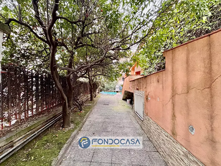 Immagine 1 di Villa in vendita  in Via delle orchidee a Cancello Ed Arnone