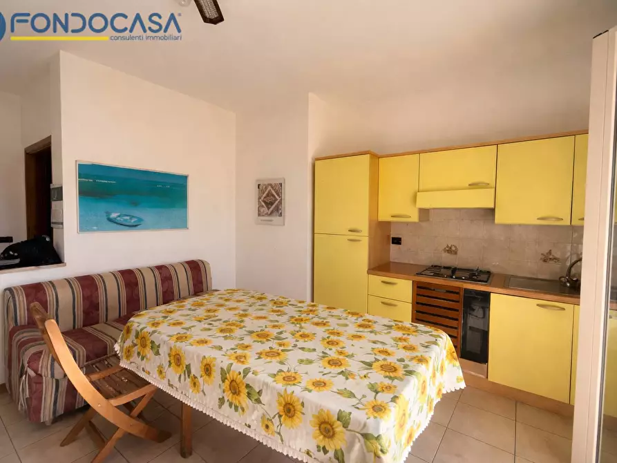 Immagine 5 di Appartamento in vendita  in Via Ugo Foscolo a Tortoreto