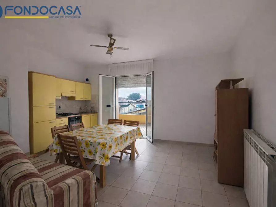 Immagine 6 di Appartamento in vendita  in Via Ugo Foscolo a Tortoreto