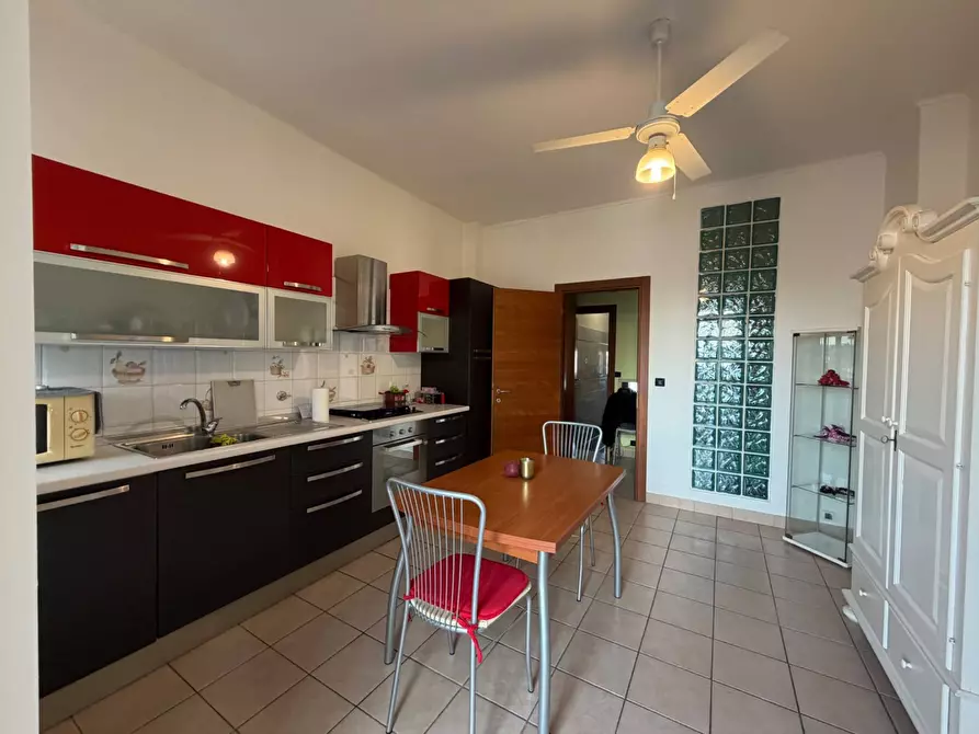 Immagine 2 di Appartamento in affitto  a Torino