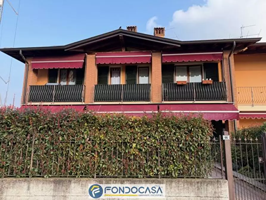 Immagine 2 di Appartamento in vendita  a Adro