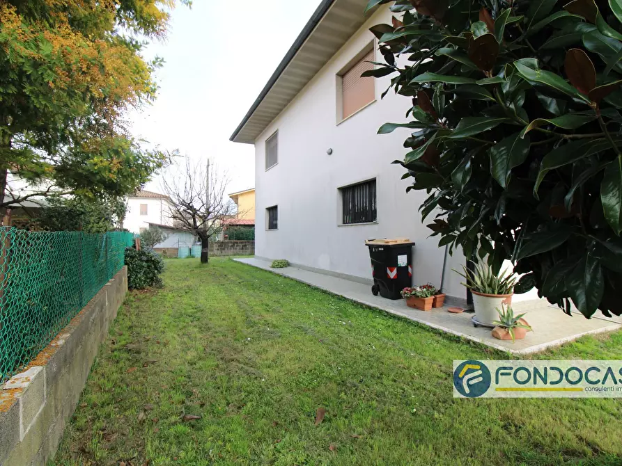 Immagine 6 di Villa in vendita  in Via Giovanni Amendola a Vicopisano