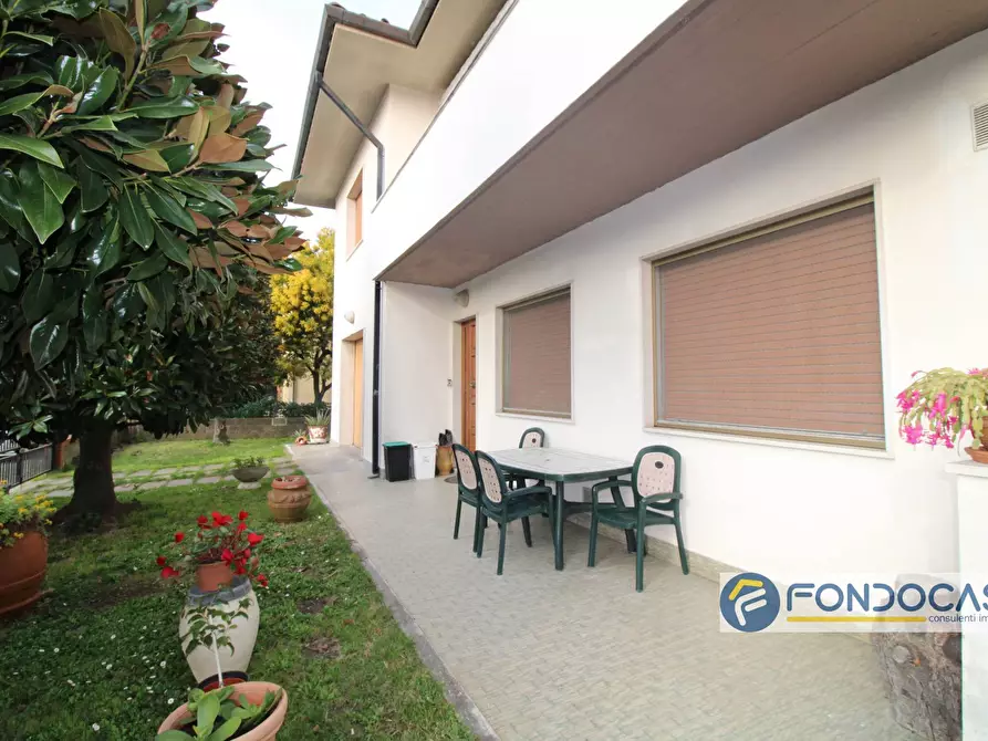 Immagine 7 di Villa in vendita  in Via Giovanni Amendola a Vicopisano