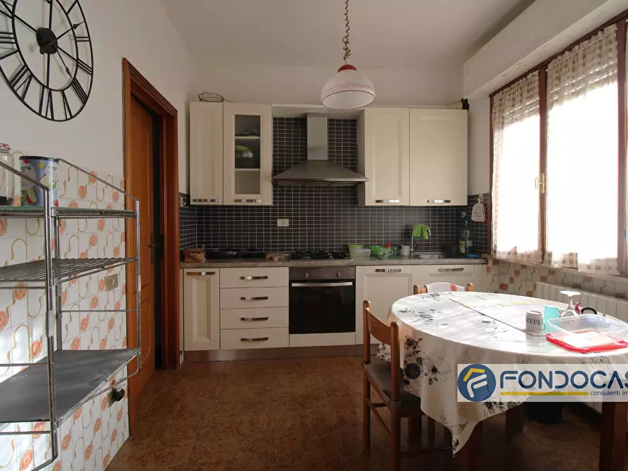 Immagine 16 di Villa in vendita  in Via Giovanni Amendola a Vicopisano