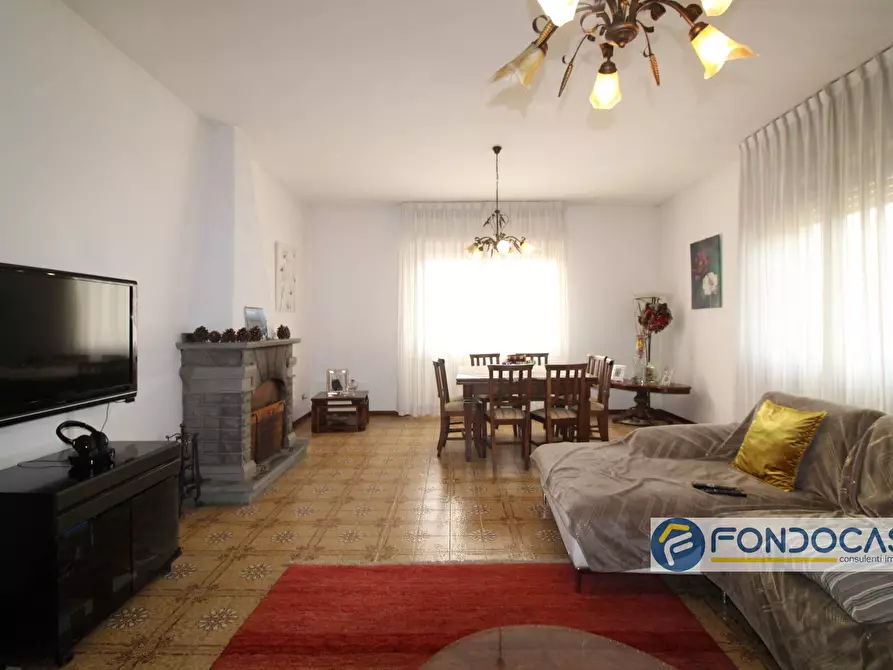 Immagine 26 di Villa in vendita  in Via Giovanni Amendola a Vicopisano