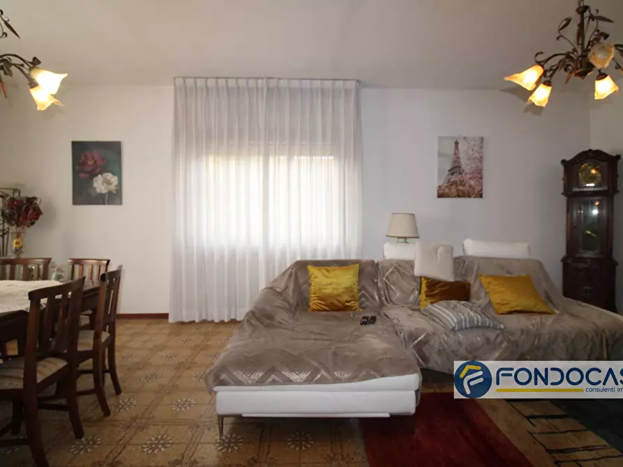 Immagine 27 di Villa in vendita  in Via Giovanni Amendola a Vicopisano