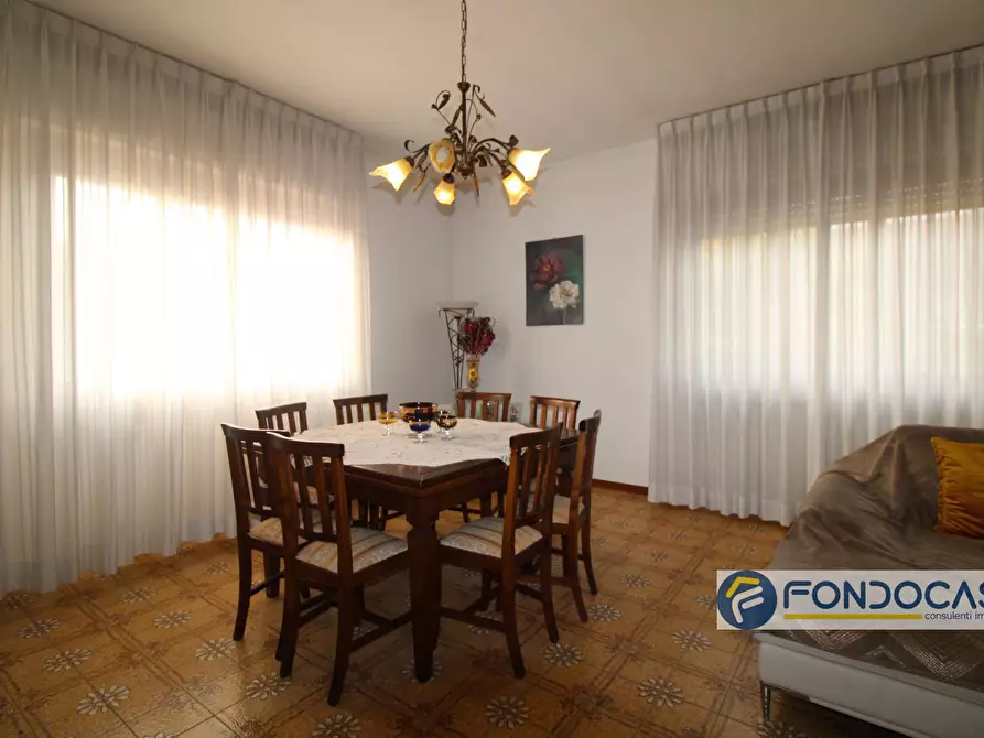 Immagine 28 di Villa in vendita  in Via Giovanni Amendola a Vicopisano