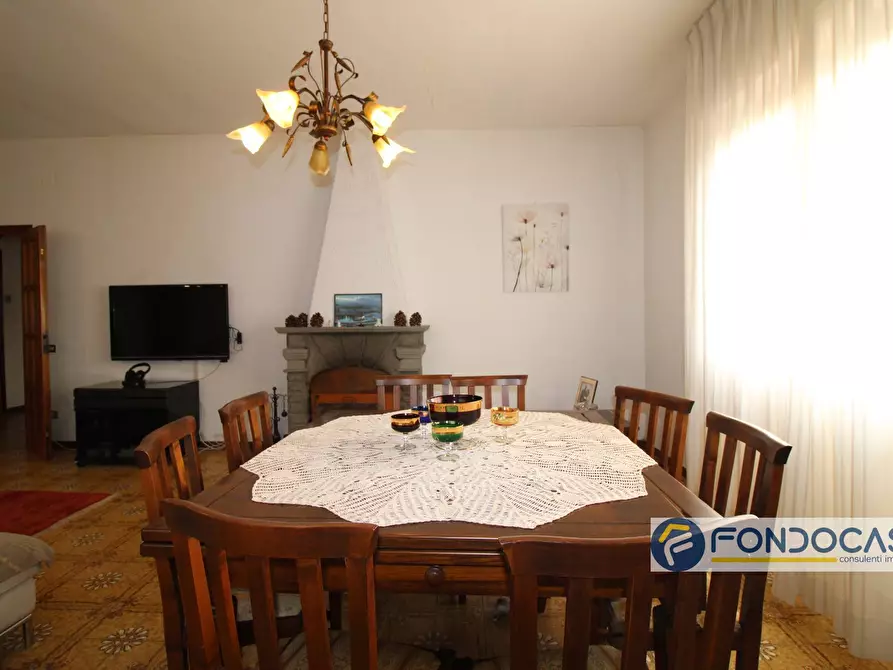 Immagine 32 di Villa in vendita  in Via Giovanni Amendola a Vicopisano