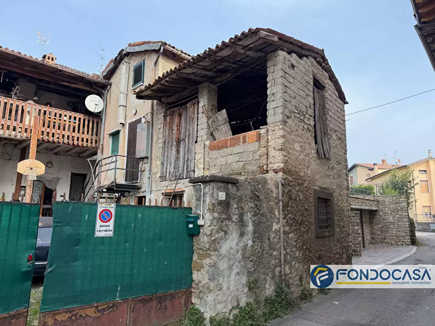 Immagine 3 di Rustico / casale in vendita  a Adrara San Martino