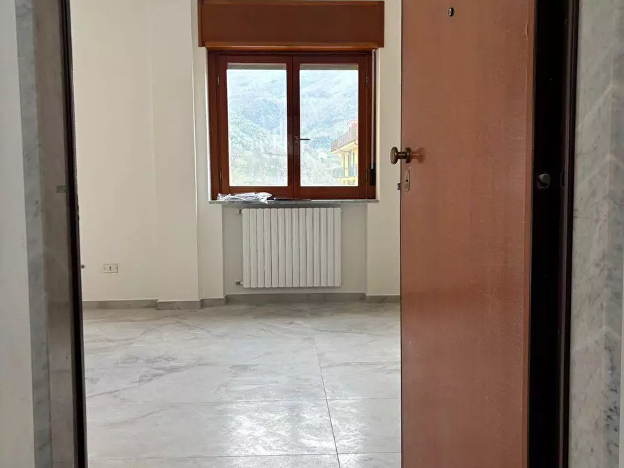 Immagine 2 di Appartamento in affitto  in via europa a Giffoni Sei Casali