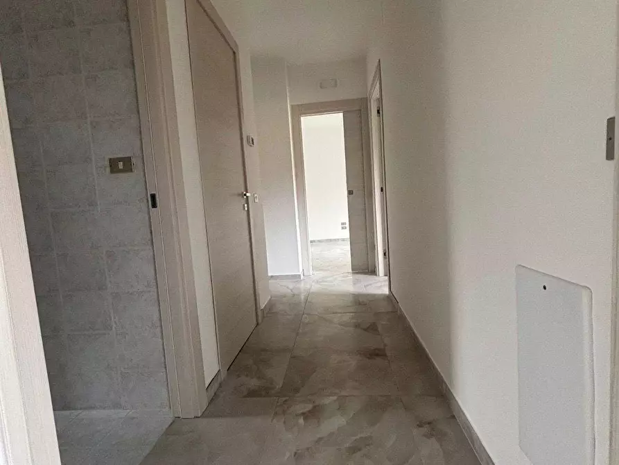 Immagine 4 di Appartamento in affitto  in via europa a Giffoni Sei Casali