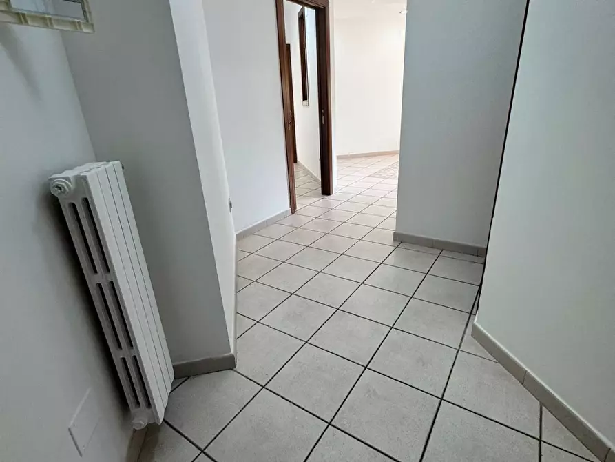 Immagine 7 di Appartamento in vendita  in via vittorio emanuele III 210 a Pontecagnano Faiano