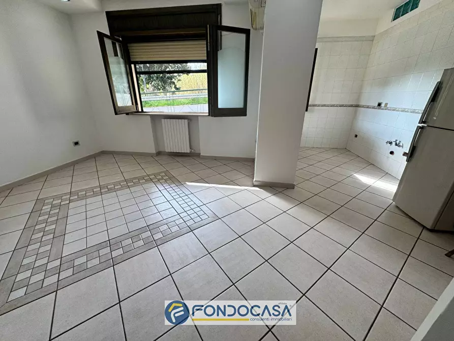 Immagine 11 di Appartamento in vendita  in via vittorio emanuele III 210 a Pontecagnano Faiano