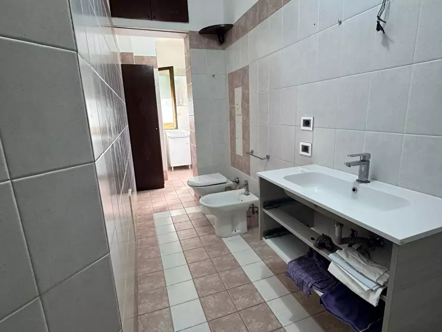 Immagine 12 di Appartamento in vendita  in via vittorio emanuele III 210 a Pontecagnano Faiano