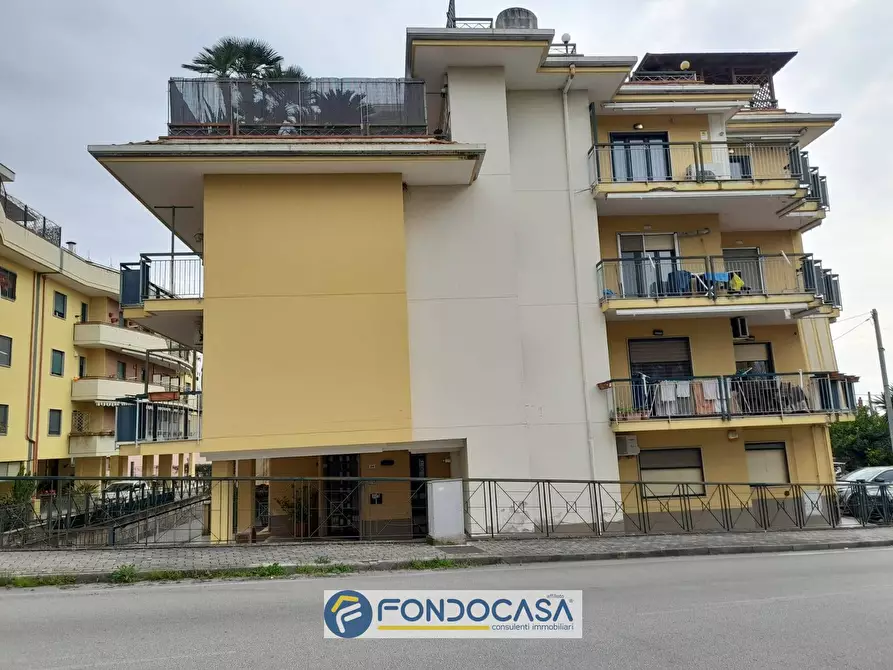 Immagine 2 di Appartamento in vendita  in via vittorio emanuele III 210 a Pontecagnano Faiano
