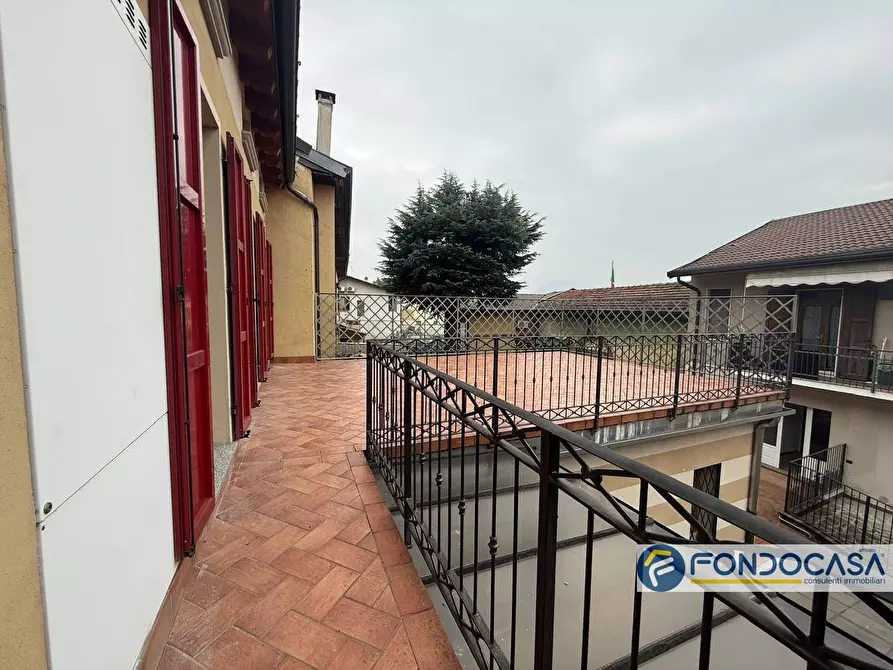 Immagine 2 di Ufficio in affitto  3 a Adro