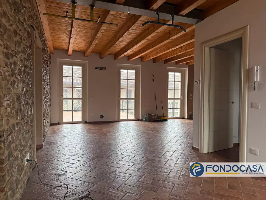 Immagine 9 di Ufficio in affitto  3 a Adro