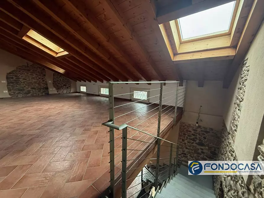 Immagine 16 di Ufficio in affitto  3 a Adro