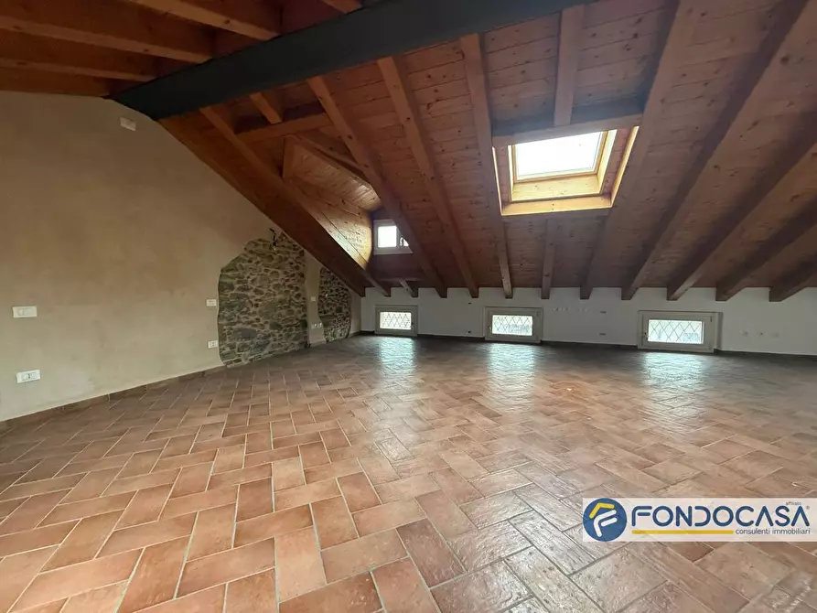 Immagine 19 di Ufficio in affitto  3 a Adro