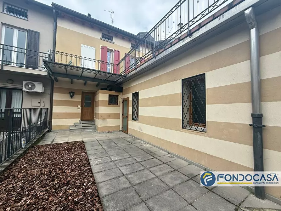 Immagine 24 di Ufficio in affitto  3 a Adro